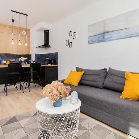 Modern Apartment With Balcony By Noclegi Renters Gdańsk Exterior foto